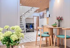 CĂN NHÀ VÀI BƯỚC ĐẾN SÔNG HÀN, PHÙ HỢP GIA ĐÌNH TRẺ Ở HOẶC CHO THUÊ.

- NHÀ 2 TẦNG KIỆT ĐỐNG ĐA, HẢ... Bán nhà riêng tại Hải Châu, Đà Nẵng 04
