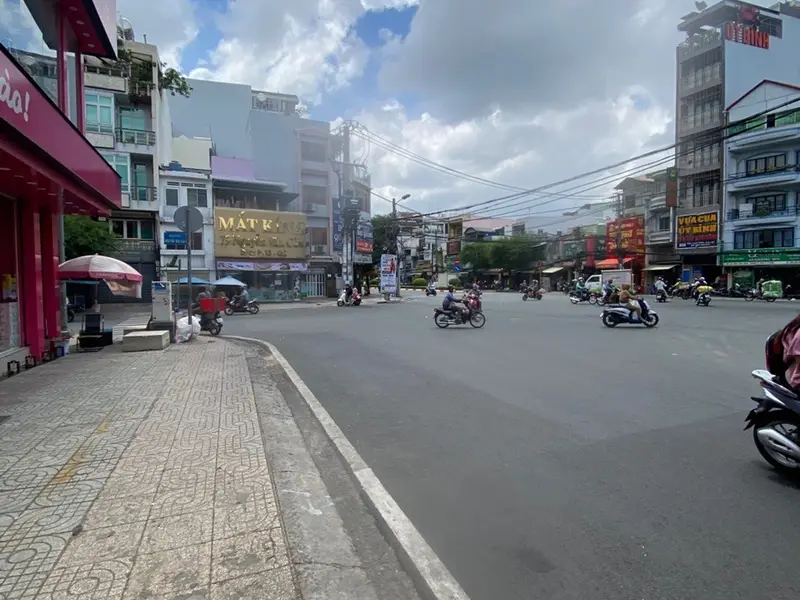 Bán nhà mặt phố 3 tầng tại Phường Phú Định, Quận 8, diện tích 34.5m2, hướng Đông Nam... Bán nhà mặt phố tại Phú Định, Hồ Chí Minh 01