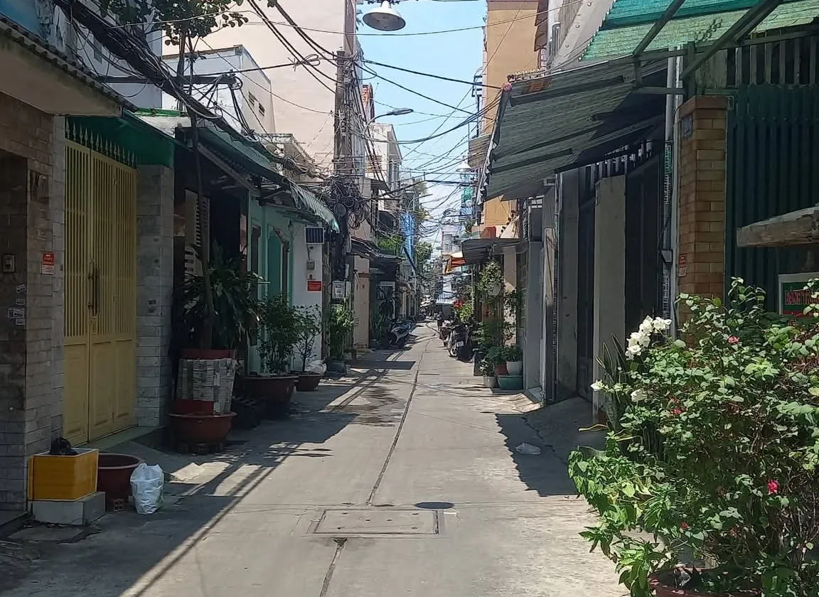 Nhà 2 Tầng Hẻm Xe Hơi Đường Bà Hom Quận 6 Chỉ 4 T.ỷ TL... Bán nhà riêng tại Phú Lâm, Hồ Chí Minh 01