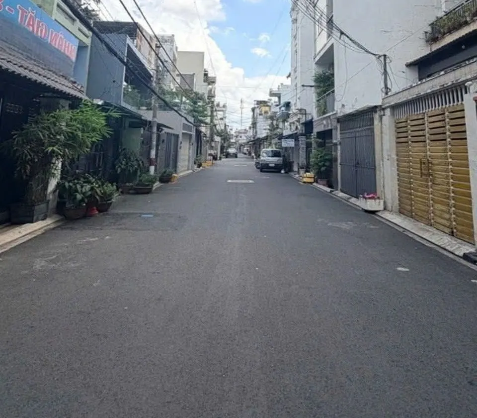 Kề Nguyễn Sơn, đường xe tải né, 60m2, sổ vuông vức không lỗi phong thủy, tiện xây mới, giá 8Đ hơn (... Bán nhà mặt phố tại Phú Thạnh, Hồ Chí Minh 01