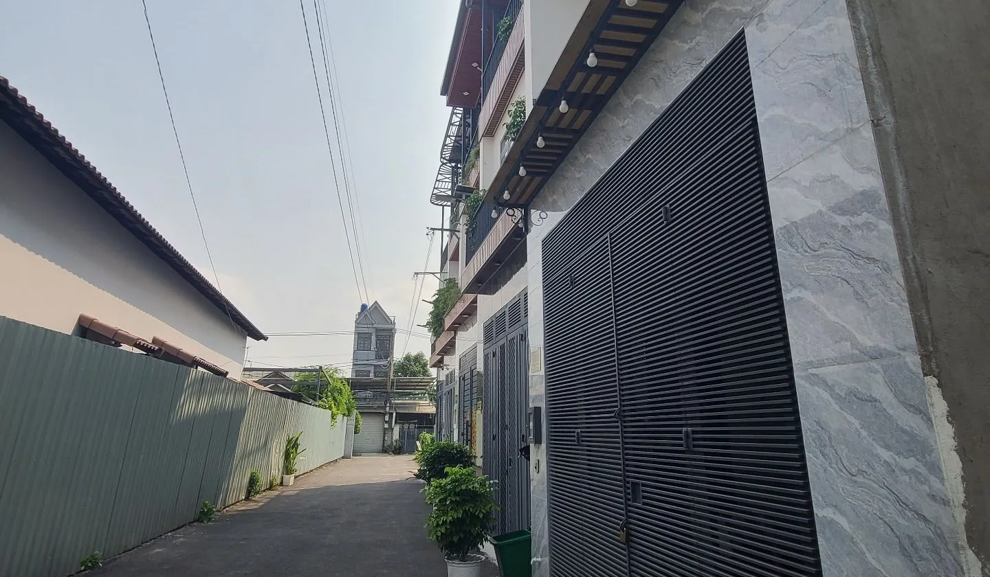 Bán đất mặt tiền đường THẠNH LỘC 48, phường TL,Q12, đt 300m² (7,538)giá 14,5tỷ đường 8m... Bán đất tại An Phú Đông, Hồ Chí Minh 01