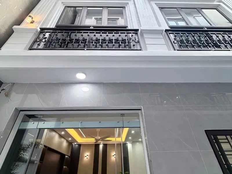 Miếu Hai Xã ngay Hồ Sen, nhà độc lập 41m2*4 tầng-3tỷ95, ngõ nông, có sân cổng, vài bước ra mặt đg... Bán nhà riêng tại Lê Chân, Hải Phòng 01