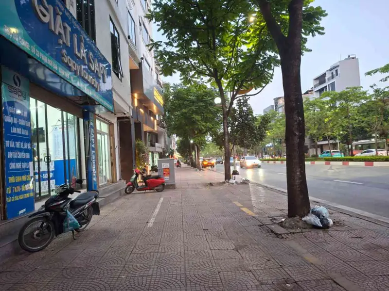 BÁN NHÀ CỔ LINH 97M2- 4 TẦNG MẶT PHỐ - VỈA HÈ ĐÁ BÓNG - KINH DOANH ĐỈNH CAO - 38.5 Tỷ... Bán nhà mặt phố tại Long Biên, Hà Nội 01