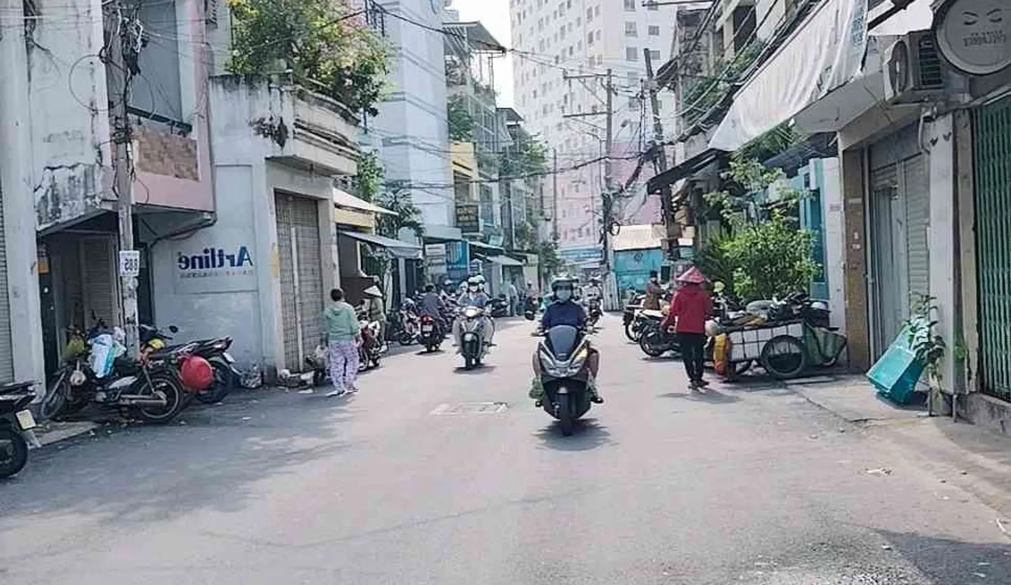 🌹🌹Nhỉnh 2 Tỷ💥MẶT TIỀN KD SẦM UẤT
🏡3 Tầng Đúc 2PN 2 Wc
🌎Bùi Đình Tuý, Bình Thạnh
📋Sổ riêng
Liê... Bán nhà riêng tại Thạnh Mỹ Tây, Hồ Chí Minh 01
