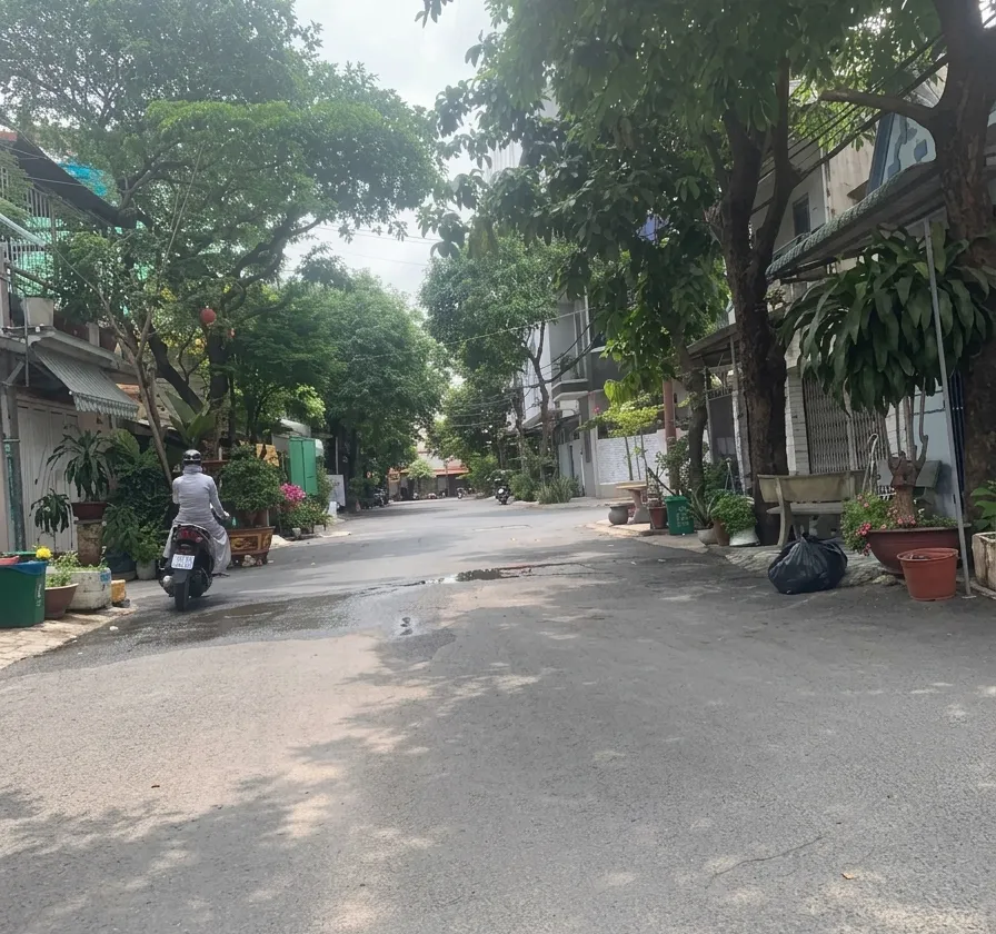 Bán nhà mặt phố 3 tầng 4 PN tại Lê Văn Khương giá 5.85 tỷ[26gc]... Bán nhà mặt phố tại Tân Thới Hiệp, Hồ Chí Minh 01