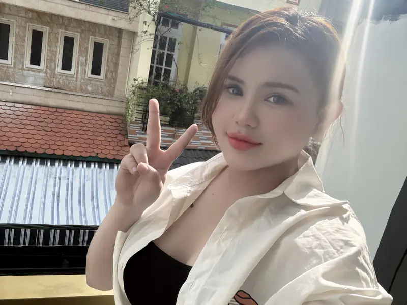 🏡 CELADON AEON MALL TÂN PHÚ
 4x11M nhà mới hoàn công đủ 
 Hẻm ô tô tránh
Chỉ 5TY có nhà xinh... Bán nhà riêng tại Bình Hưng Hòa, Hồ Chí Minh 01