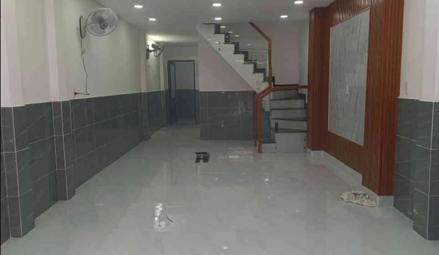 Bán nhà riêng 64m² tại Phường Bình Hưng, Quốc Lộ 50, thuận tiện kinh doanh... Bán nhà riêng tại Bình Hưng, Hồ Chí Minh 01