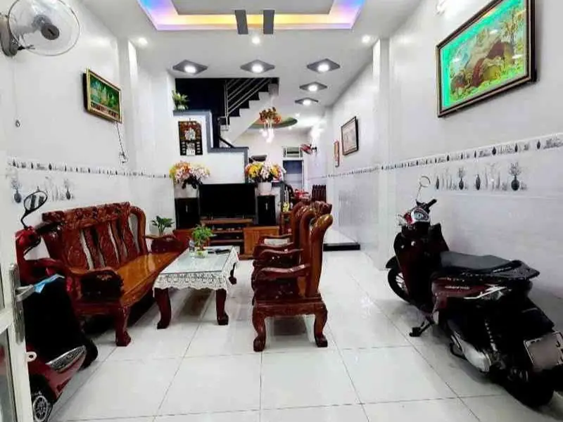 CCG N.HÀ HXH 4 M THÔNG ĐƯỜNG ÂU DƯƠNG LÂN, P CHÁNH HƯNG, Q8... Bán nhà riêng tại Chánh Hưng, Hồ Chí Minh 01