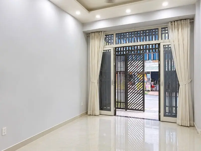 Nhà 4 tầng sang chảnh, 6 phòng ngủ rộng rãi tại Tân Thuận... Bán nhà mặt phố tại Tân Thuận, Hồ Chí Minh 01