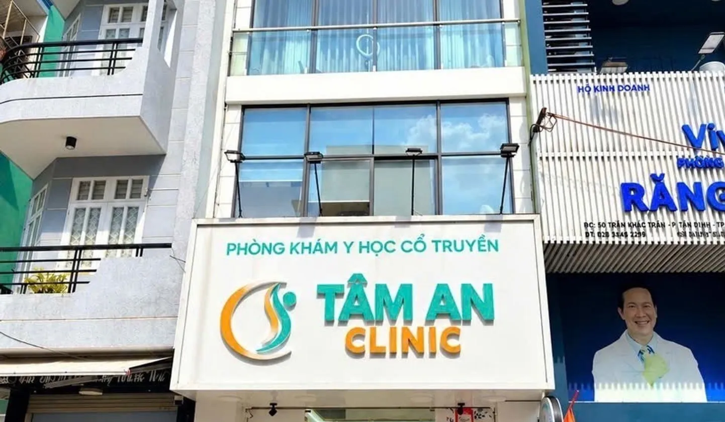 Nhà mặt phố 5 tầng có thang máy tại Phường Tân Định, Quận 1, diện tích 49m²... Bán nhà mặt phố tại Tân Định, Hồ Chí Minh 01