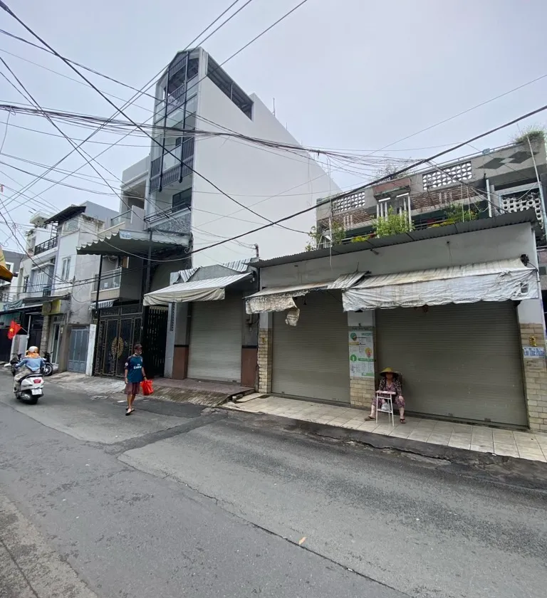 Nhà mặt phố quận 4 rộng 446m², kinh doanh đỉnh, giá tốt... Bán nhà mặt phố tại Xóm Chiếu, Hồ Chí Minh 01