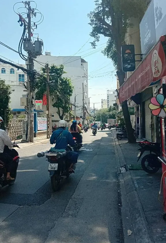 Bán nhà mặt phố 4 tầng phường Tân Bình - mặt tiền 3m, sổ vuông, giá 9.2 tỷ... Bán nhà mặt phố tại Tân Bình, Hồ Chí Minh 01