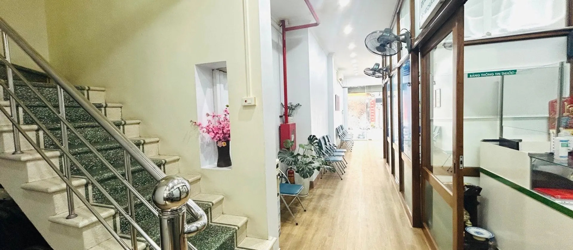 Nhà mặt phố kinh doanh 8 tầng, diện tích 101m², vị trí thuận tiện tại quận Đống Đa... Bán nhà mặt phố tại Láng, Hà Nội 01