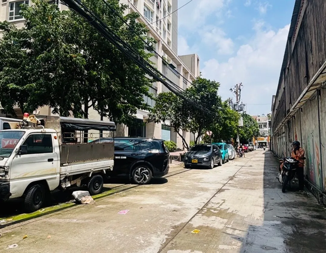 Bán nhà 3 tầng mặt tiền 5,2m hẻm 6m Tân Hòa Đông quận 6... Bán nhà riêng tại Phú Lâm, Hồ Chí Minh 01