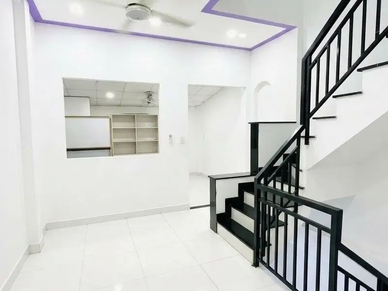 Nhà Tân Phú - Nguyễn Sơn, 2 tầng ở ngay - ngang 4m - dài 15m - hơn 5 tỷ nhẹ.... Bán nhà riêng tại Phú Thọ Hòa, Hồ Chí Minh 01
