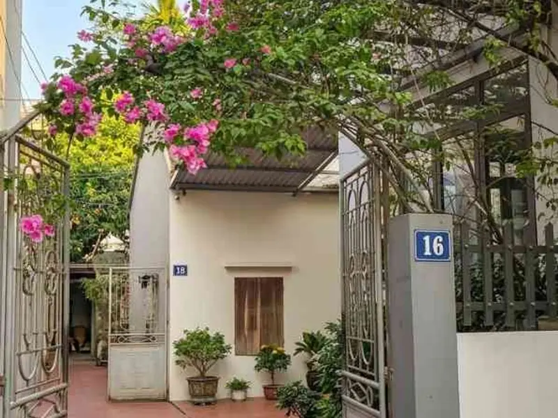 Nhà 3 tầng kiên cố, có sân rộng , ngay Đại Lộ Thăng Long khu Song Phương, Hoài Đức... Bán nhà riêng tại Sơn Đồng, Hà Nội 01