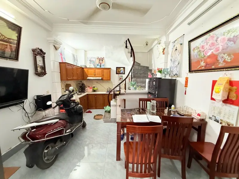 Nhà hiếm mặt ngõ đẹp Tân Mai, sân rộng, giá tốt khó tìm... Bán nhà riêng tại Tương Mai, Hà Nội 01