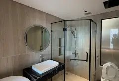 Siêu Phẩm Long Biên, Ô tô vào nhà, Thiết Kế đẹp, Gần Phố, 50m x 6 tầng thang máy, Rá cực sốc.... Bán nhà riêng tại Long Biên, Hà Nội 06