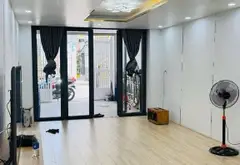 NHÀ ĐẸP 2 TẦNG - 80m2 - 2PN - CÁCH 100M RA MẶT TIỀN LÂM VĂN BỀN- XE HƠI NGỦ TRONG NHÀ - GIÁ NHỈNH 8... Bán owner_side tại Tân Hưng, Hồ Chí Minh 05