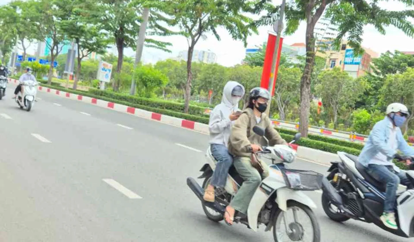 Bán nhà mặt phố lô góc tại quận trung tâm, 5 tầng, sổ nở hậu, giá 20.5 tỷ... Bán nhà mặt phố tại Gia Định, Hồ Chí Minh 01