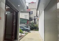 Mô tả:
Nhà thiết kế 4,5 tầng có tum hoàn thiện

T1. Phòng khách bếp wc
T2. T3. T4 phòng ngủ wc
T... Bán nhà riêng tại Long Biên, Hà Nội 15