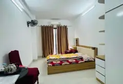 BDS căn nhà MẶT HỒ - trung tâm BỒ ĐỀ - 9.x TỶ ( có thương lượng) - VỈA HÈ RỘNG - KINH DOANH
35m2 x... Bán đất tại Thạch Thất, Hà Nội 03