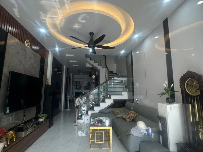 Nhà riêng 4 tầng hiện đại hướng Đông Nam tại khu vực Văn Cao... Bán nhà riêng tại Hải An, Hải Phòng 01
