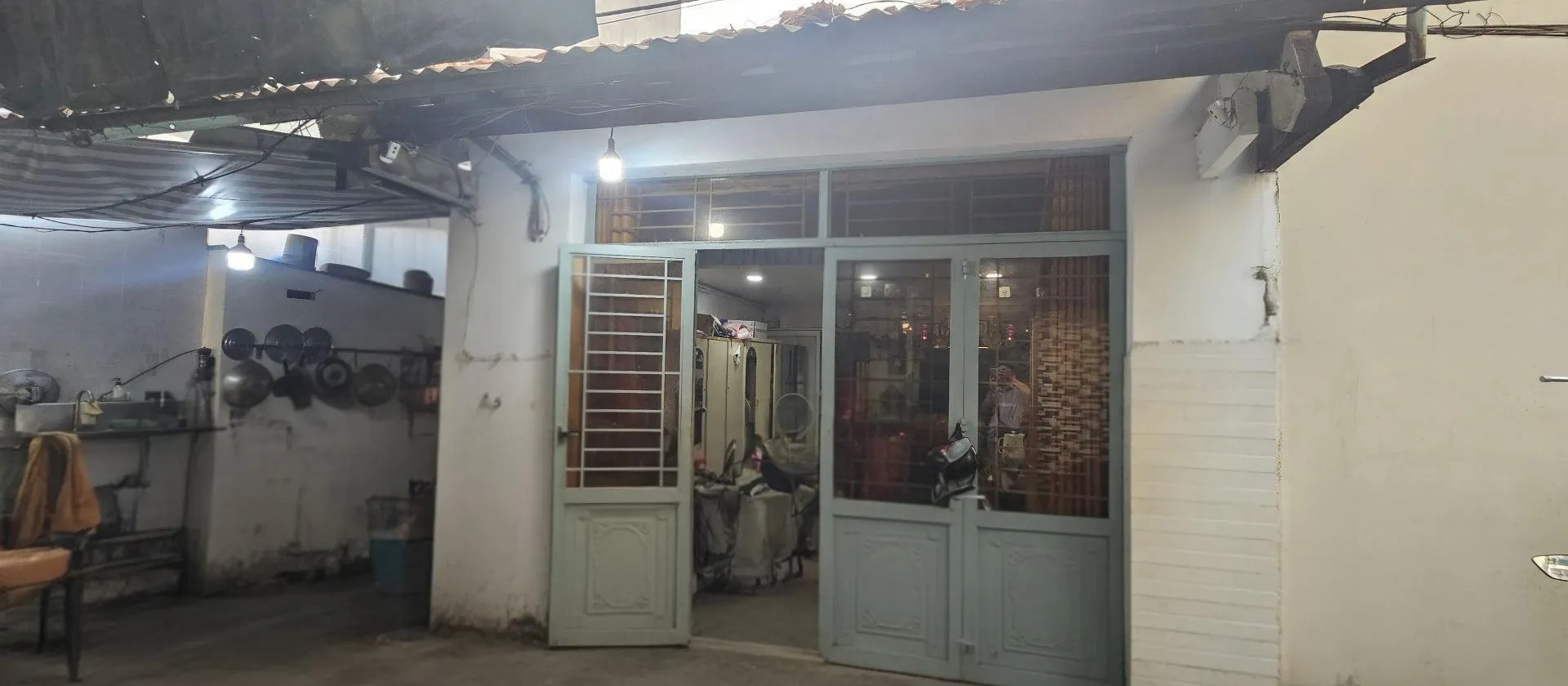 Gần cầu Nguyễn Khoái - Hẻm ô tô - 108m2 - Nhỉnh 12 tỷ - Ngang 8.6 - Sổ đẹp vuông... Bán nhà riêng tại Vĩnh Hội, Hồ Chí Minh 01