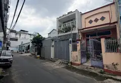 Bán nhà 2 tầng 4 phòng ngủ tại Phú Thạnh, TP HCM giá 11,8 tỷ... Bán nhà riêng tại Phú Thạnh, Hồ Chí Minh 02