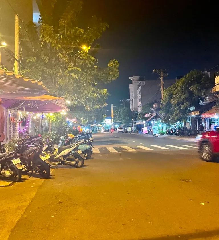 Bán nhà riêng 4 tầng rộng 94m2 tại phường 15 Tân Bình... Bán nhà riêng tại Tân Sơn, Hồ Chí Minh 01