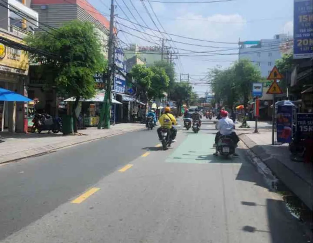 Nhà mặt phố 3 tầng tại quận huyện với vị trí đắc địa, giá hấp dẫn... Bán nhà mặt phố tại Đông Hưng Thuận, Hồ Chí Minh 01