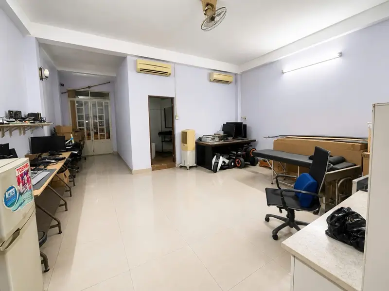 Nhà mặt phố 4 tầng 100m2 giá 9.5 tỷ tại khu dân cư sát công viên... Bán nhà mặt phố tại Bình Đông, Hồ Chí Minh 01