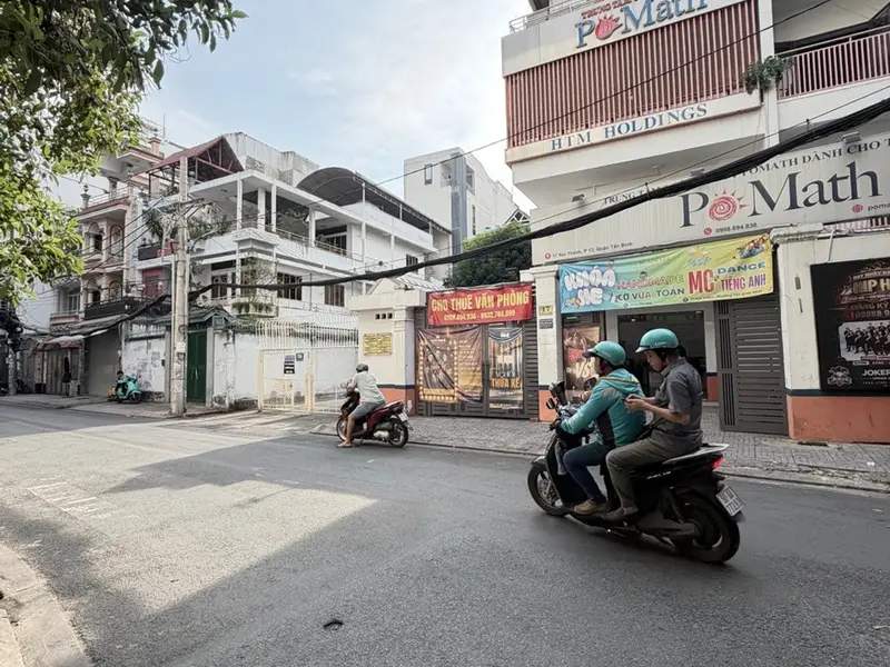 Bán nhà mặt phố rộng 425m2, 4 tầng tại Tân Bình, giá sốc 77 tỷ... Bán nhà mặt phố tại Tân Bình, Hồ Chí Minh 01