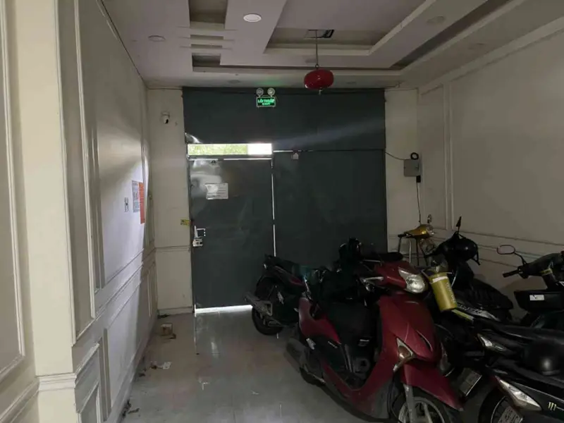 Bán nhà mặt phố 4 tầng, 5 phòng ngủ tại phường Phú Thạnh, TPHCM... Bán nhà mặt phố tại Phú Thạnh, Hồ Chí Minh 01