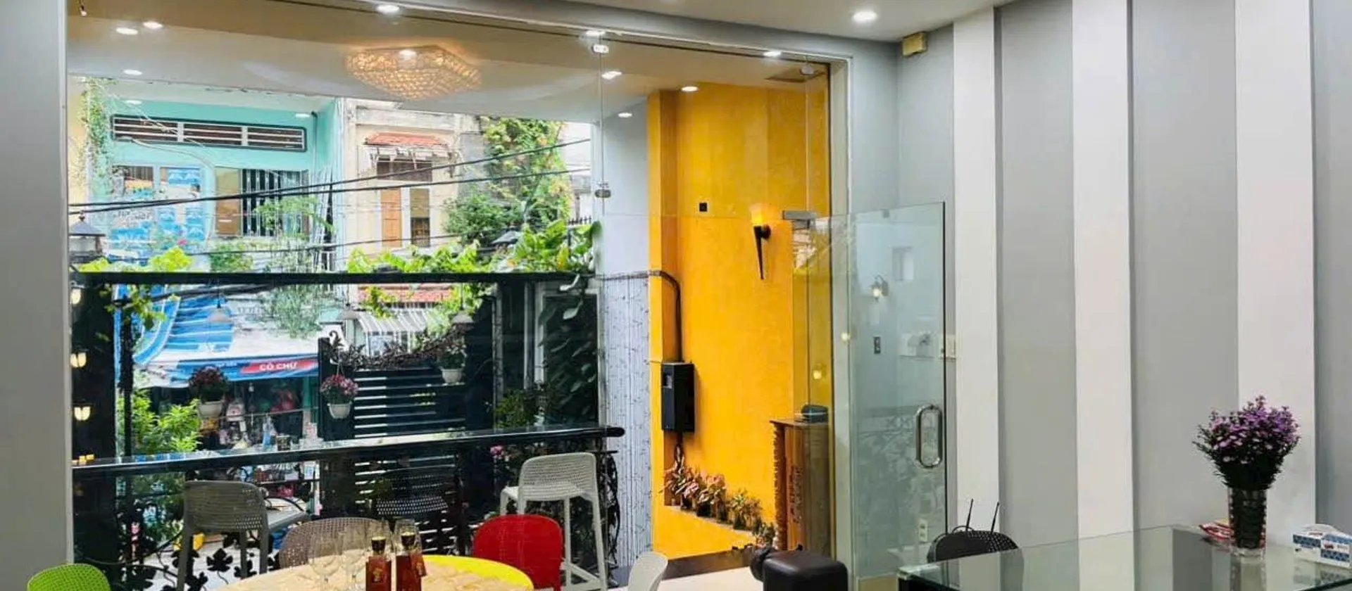 Nhà đẹp, nội thất cao cấp, có hầm đậu 2 oto thoải mái, hẻm nhựa xe hơi tránh nhau,... Bán nhà riêng tại An Nhơn, Hồ Chí Minh 01