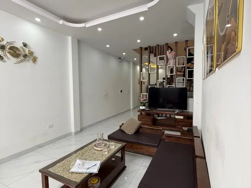 Chính chủ gửi bán căn nhà 4 tầng đẹp full nội thất. Giá cực tốt... Bán nhà riêng tại Mê Linh, Hà Nội 01