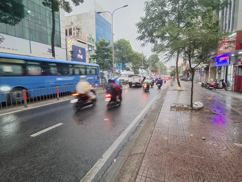 Nhà mặt phố kinh doanh rộng rãi tại trung tâm quận với diện tích 290m2... Bán nhà mặt phố tại Tân Hòa, Hồ Chí Minh 01