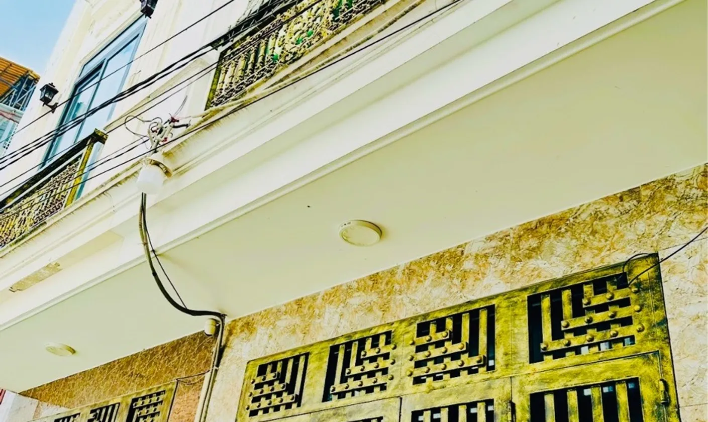 Nhà 3 tầng giá hời gần chợ Bình Thành, lên đến 4 phòng ngủ... Bán nhà riêng tại Bình Tân, Hồ Chí Minh 01