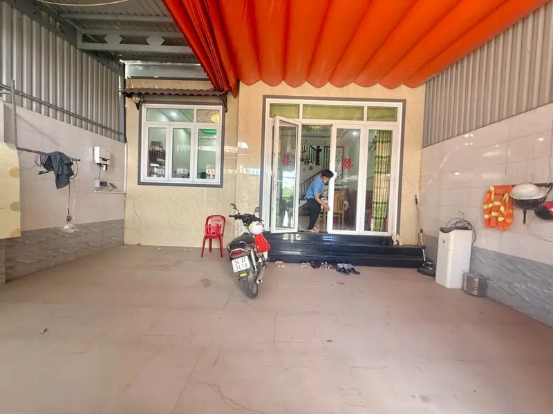Bán nhà mặt phố 3 tầng diện tích 105m2 mặt tiền 7m tại phường Tam Bình... Bán nhà mặt phố tại Tam Bình, Hồ Chí Minh 01
