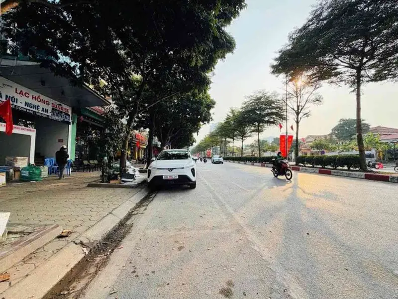 Bán nhà mặt phố Trần Vỹ - View hồ điều hòa 6 tầng thang máy... Bán nhà mặt phố tại Phú Diễn, Hà Nội 01
