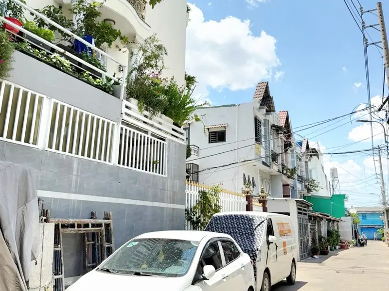 🍍🆘CHỦ CẦN BÁN NHANH_NHÀ 4 TẦNG_ HÈM XE HƠI_ TRƯƠNG THỊ HOA QUẬN 12_GIÁ 5TỶ 990TR (TL)... Bán nhà riêng tại Tân Thới Hiệp, Hồ Chí Minh 01