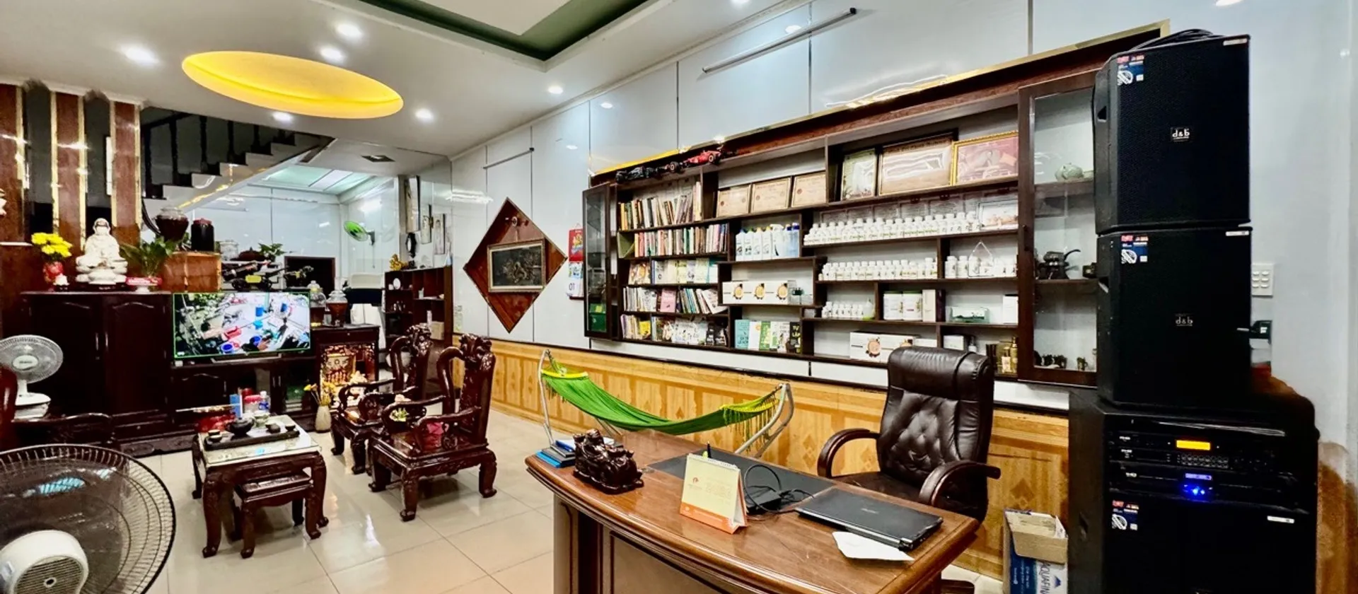 NHÀ ĐẸP 102M² BTCT – HẺM QE TẢI NÉ NHAU – KẾ BÊN MEGA Q12 🔥
🏡 NHÀ 3 TẦNG – 4PN- 3WC : 6.5 Tỷ... Bán nhà riêng tại Tân Thới Hiệp, Hồ Chí Minh 01