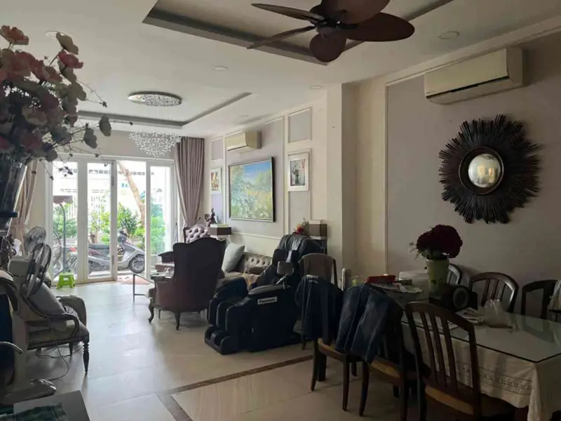 Bán nhà 3 tầng mặt phố Tân Phú, diện tích 130m2, có chỗ để xe hơi... Bán nhà mặt phố tại Phú Thạnh, Hồ Chí Minh 01