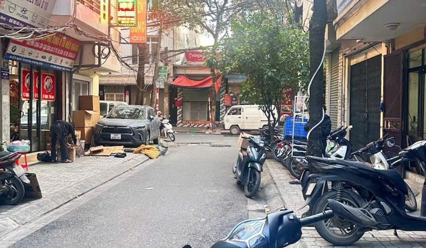 (Giảm 2 tỷ) Bán nhà 4 tầng mặt ngõ ô tô tránh tại trung tâm Hai Bà Trưng, 45m2, kinh doanh, vỉa hè... Bán nhà riêng tại Hai Bà Trưng, Hà Nội 01