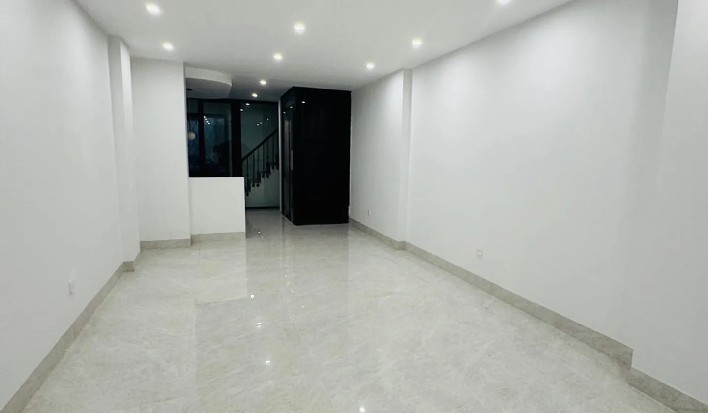 Bán nhà mặt phố Nguyễn Thái Học, Ba Đình, 7 tầng, 54m², 2 mặt thoáng, kinh doanh tốt, hơn chục tỷ... Bán nhà mặt phố tại Cửa Nam, Hà Nội 01