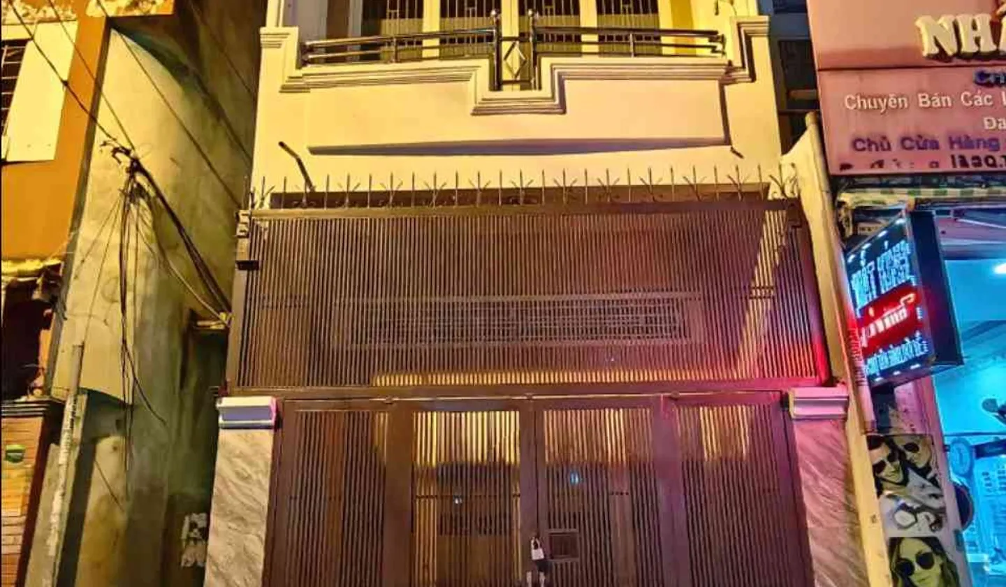 Bán nhà lô góc kinh doanh 3 tầng tại phường Tân Sơn Nhất, diện tích 45 m²... Bán nhà riêng tại Tân Sơn Nhất, Hồ Chí Minh 01