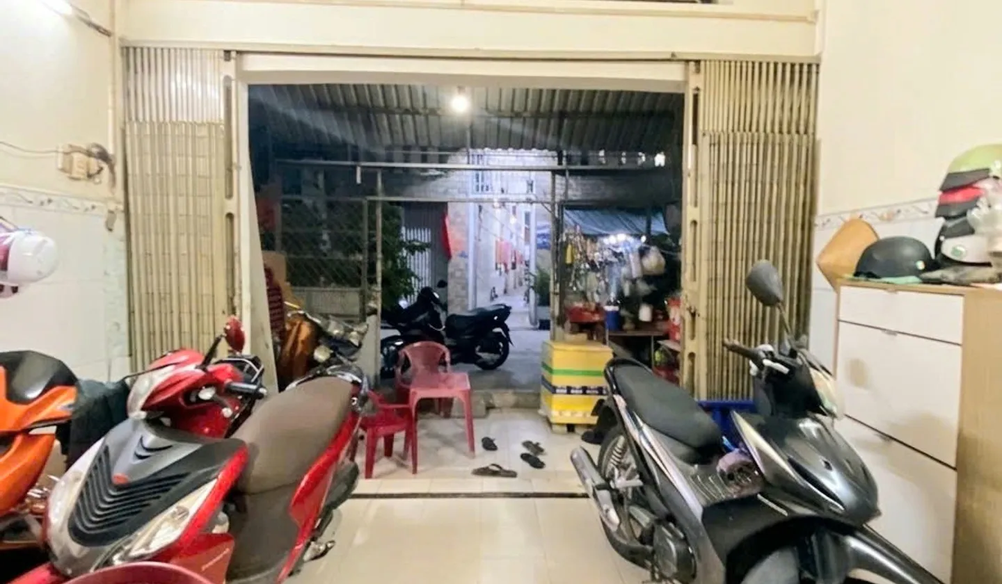 Cơ hội hiếm có sở hữu nhà 2 tầng hẻm xe tải gần Aeon Bình Tân... Bán nhà riêng tại An Lạc, Hồ Chí Minh 01