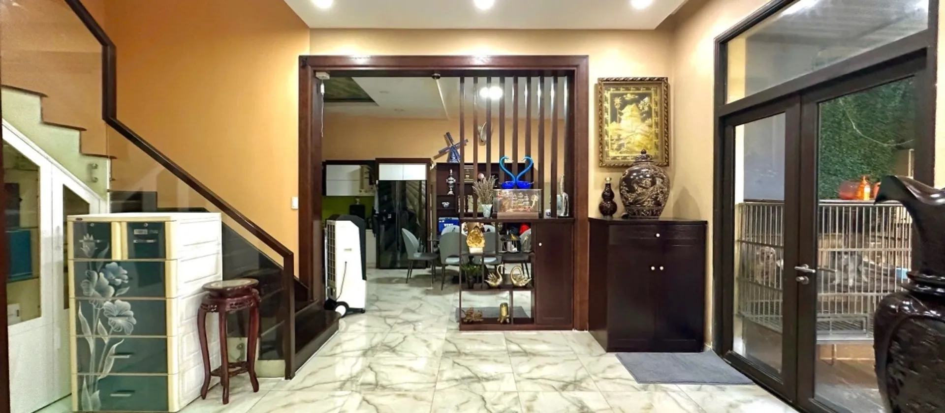 175m2, ngang 11, 3 tầng khu kdc Kiều đàm quận 7, căn gốc 2 mặt tiền thoáng, 2 chiếc 7c, hơn 22 tỷ... Bán nhà riêng tại Tân Hưng, Hồ Chí Minh 01