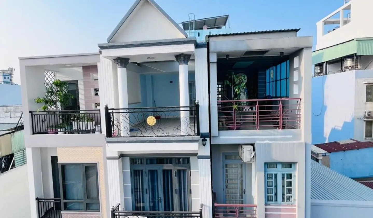 Chính chủ cần bán nhà khu vip Dương Bá Trạc, quận 8, 4 tầng, 4PN, hoàn công đủ chỉ hơn 6 tỉ... Bán nhà riêng tại Chánh Hưng, Hồ Chí Minh 01