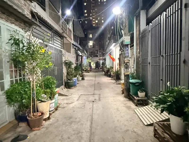 Bán nhà riêng 2 tầng diện tích 32m2 tại khu vực an ninh, thuận tiện di chuyển... Bán nhà riêng tại Bình Trị Đông, Hồ Chí Minh 01
